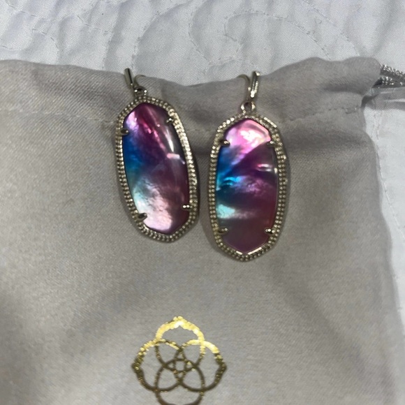 Kendra Scott Water Color Illusion Earrings - Picture 2 of 3
